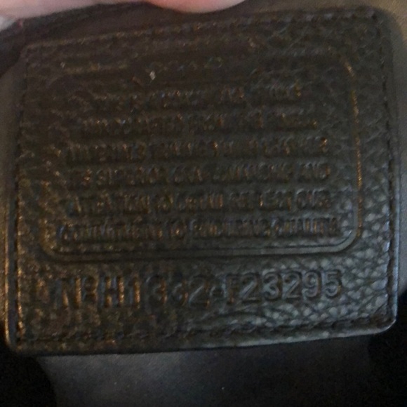 🇺🇸❤️Sale❤️🇺🇸. Large Coach Handbag - Picture 3 of 3